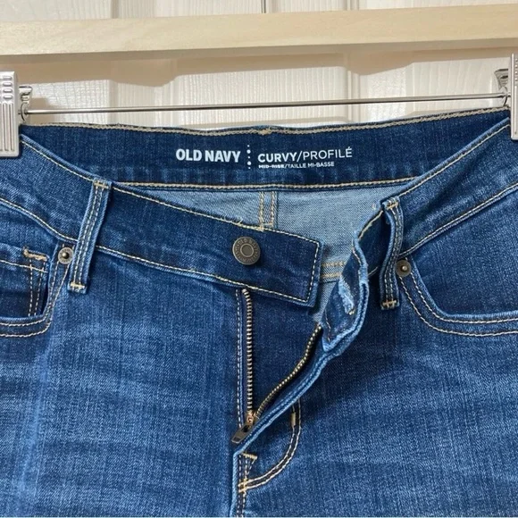 Old Navy Women’s Curvy Mid Rise Skinny Jeans Size 6 Short Casual Preppy Denim - Picture 4 of 16